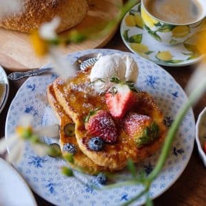10 French toast berries