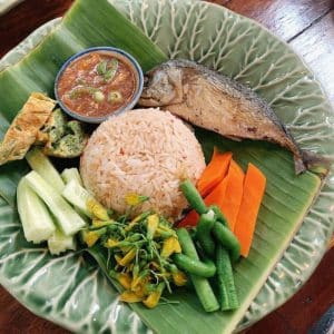 7 ข้าวผัดน้ำพริกปลาทู