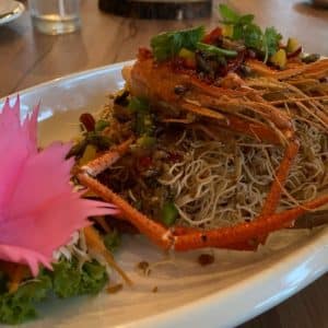 กุ้งหมี่กรอบ