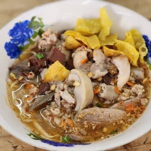 บะหมี่น้ำต้มยำ