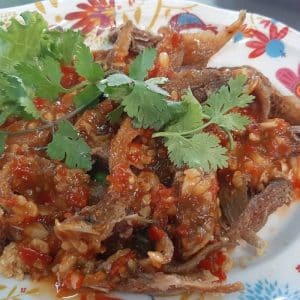 ปลาเนื้ออ่อนราดพริก