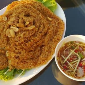 ยำปลาดุกฟู