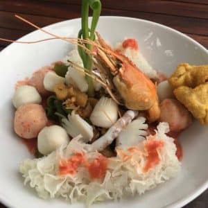 เย็นตาโฟแห้ง