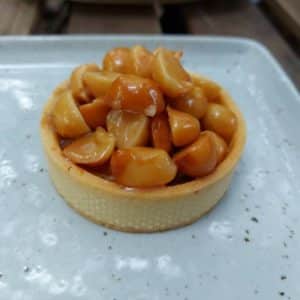 6 Macadamia Salted Caramel Tart