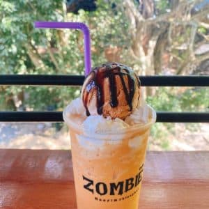 6 Thai tea frape flote